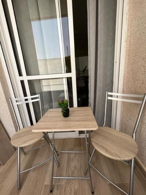 Eb By Zanis Leilighet Torrevieja Eksteriør bilde