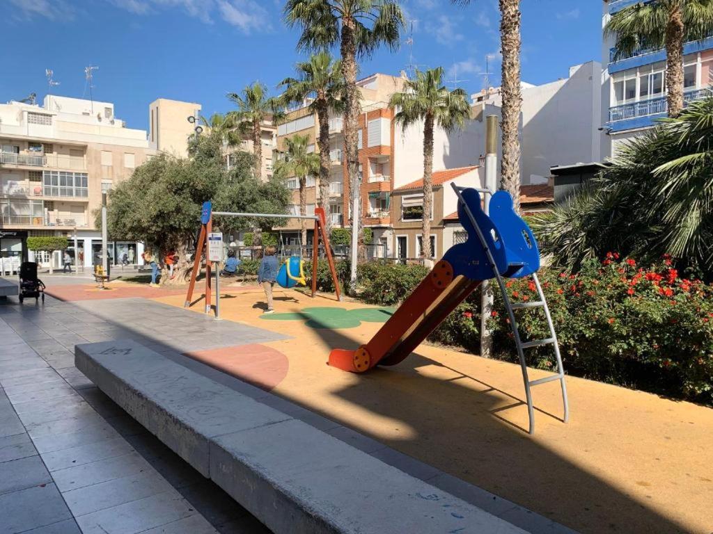 Eb By Zanis Leilighet Torrevieja Eksteriør bilde